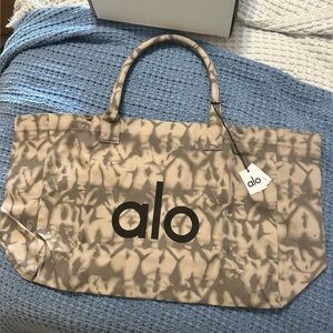 Alo beach/gym/travel bag Grey Tie die